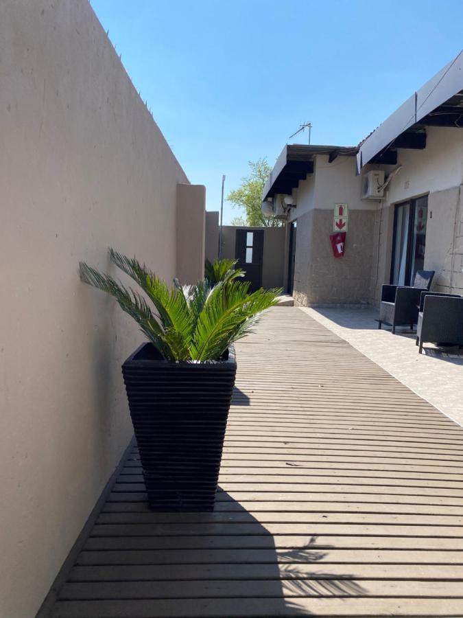 ניוקאסל The Outlook Guest House מראה חיצוני תמונה