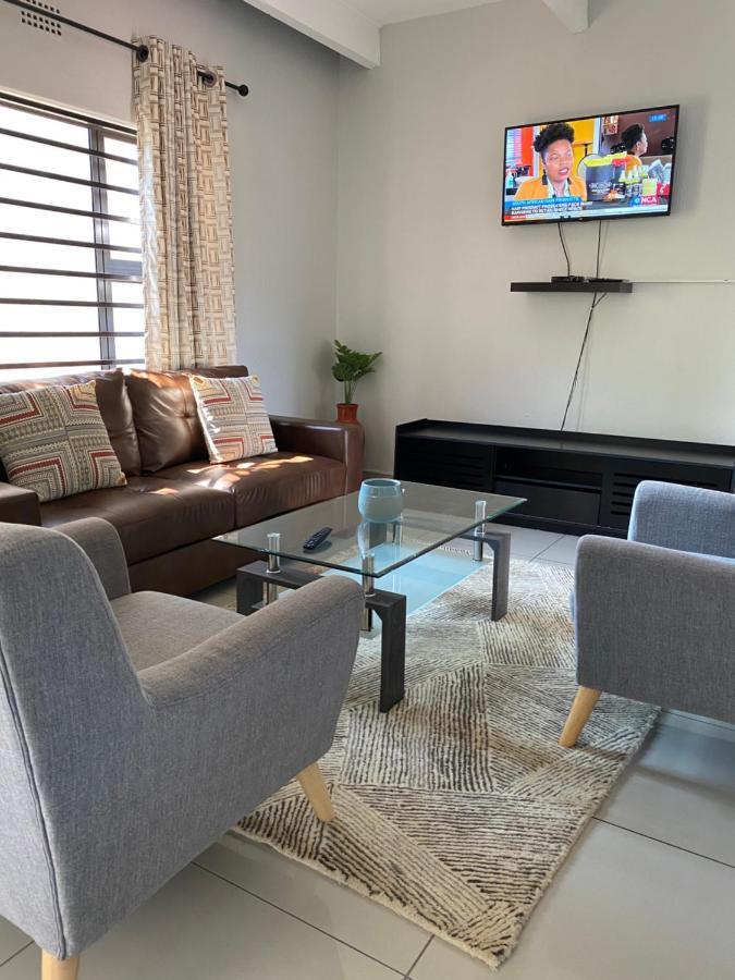 ניוקאסל The Outlook Guest House מראה חיצוני תמונה