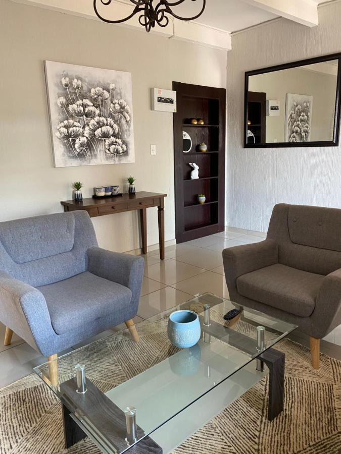 ניוקאסל The Outlook Guest House מראה חיצוני תמונה